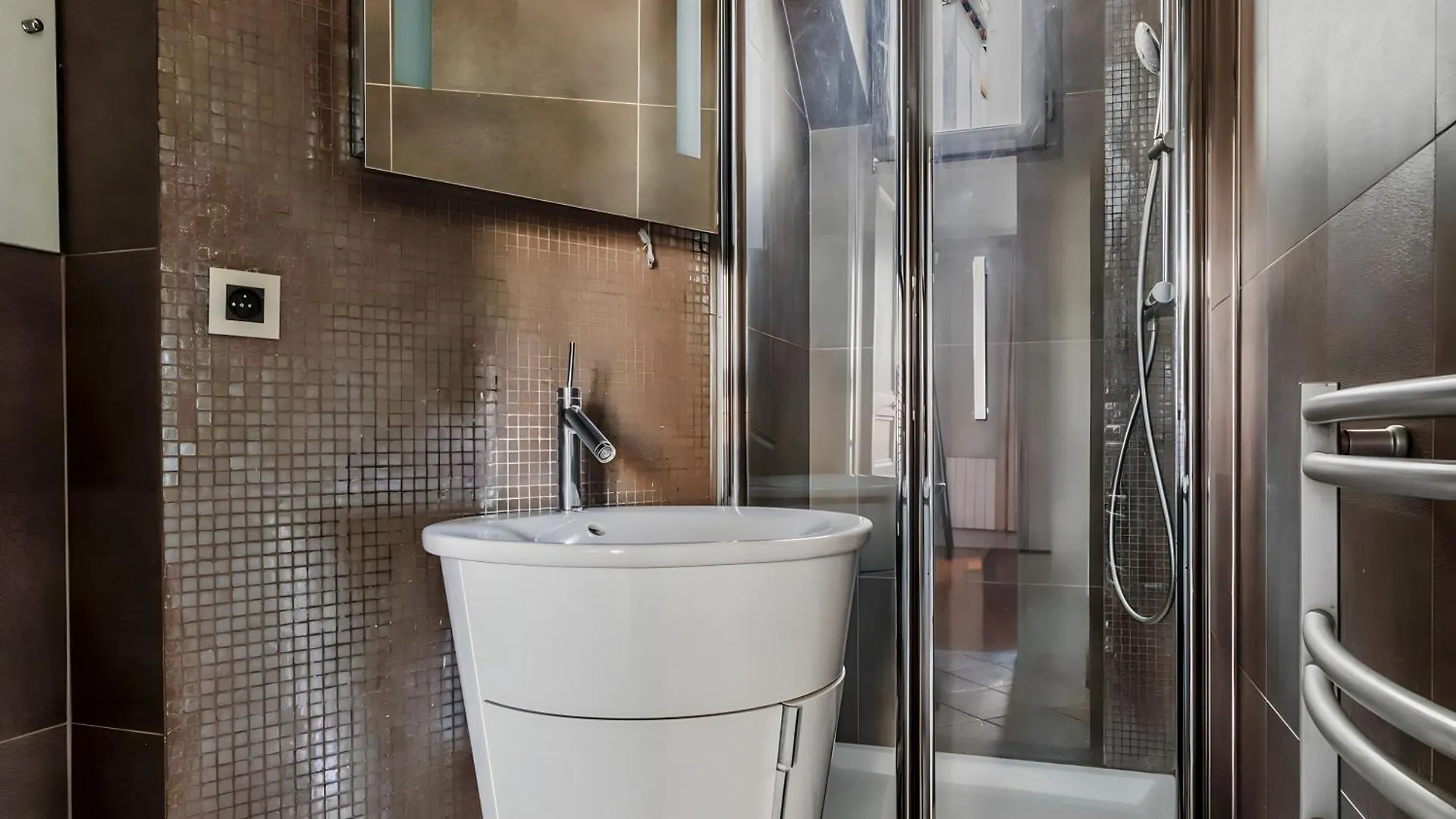 Le Coeur De Saint-Lazare Apartment Paris France